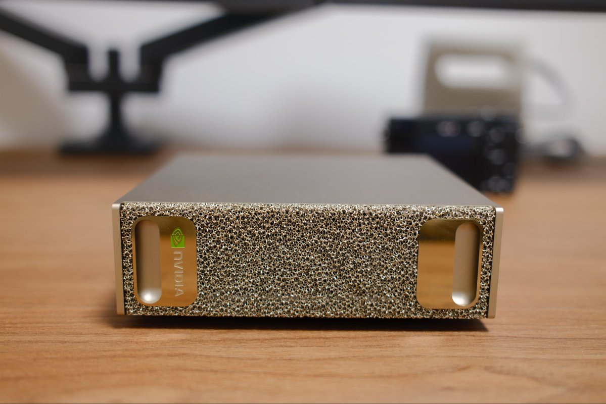 チトセ 💙💛 tweet media