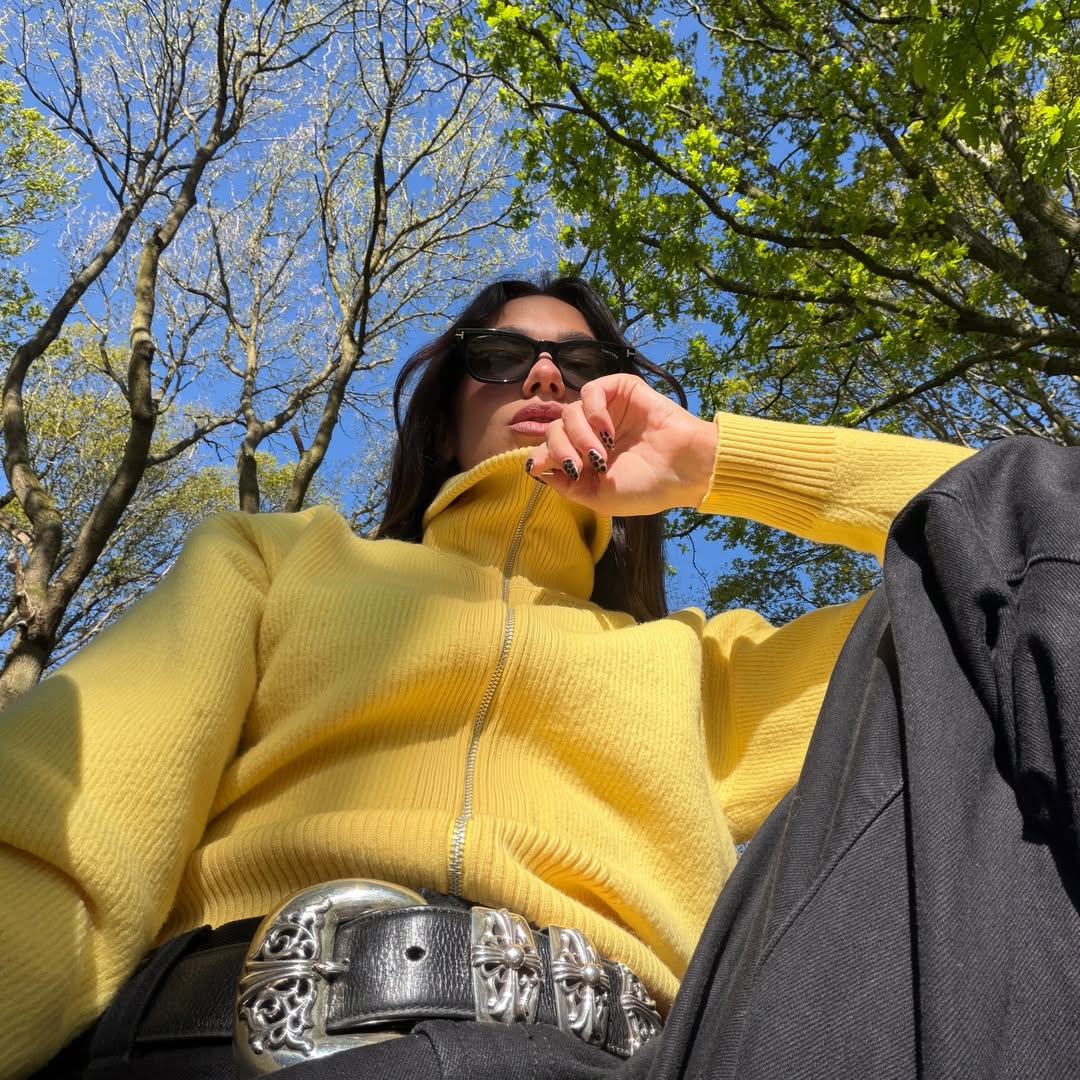 And it was all yellow 💛 

Dua Lipa via Instagram (20/04)