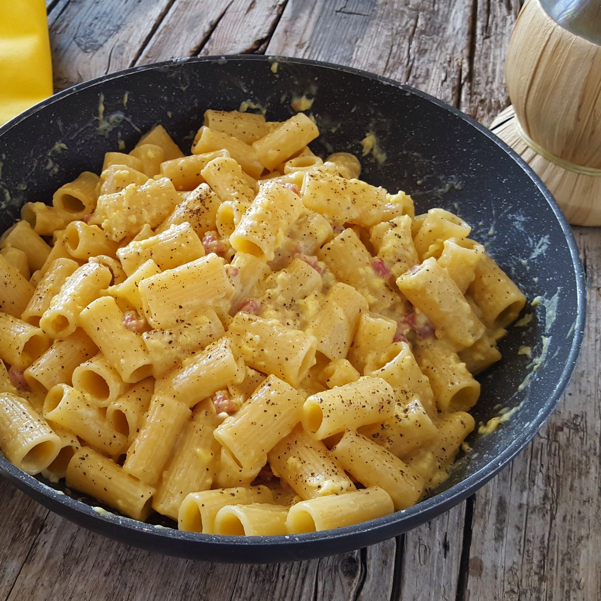 fvaccaro's tweet image. #buonpranzo #carbonara
