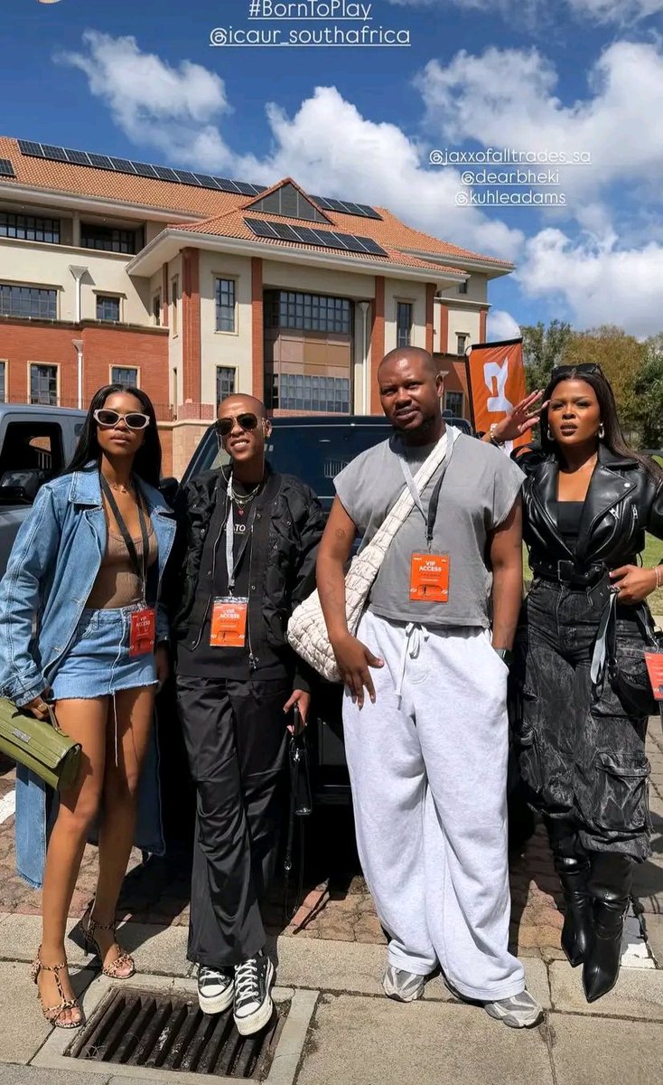 MeintjiesThandi's tweet photo. Boss Babe making Boss Moves. Biggest Ngada 🦋🦋🦋🔥🔥🔥

NELISWA X ICAUR PRE-LAUNCH
MARKETABLE NELISWA
#NeliswaNgada https://t.co/KhbPZnZ6mz