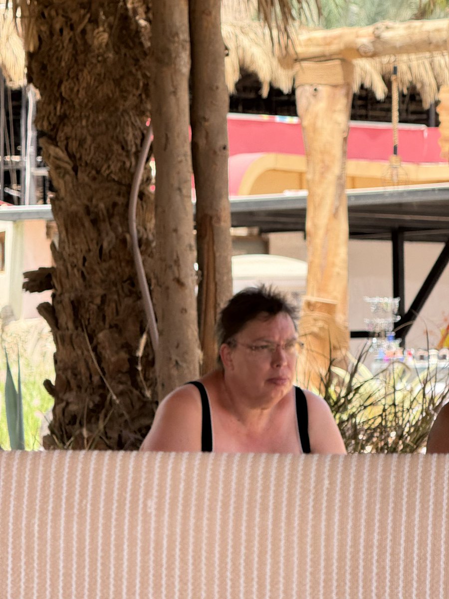 Dr Mills tweet media