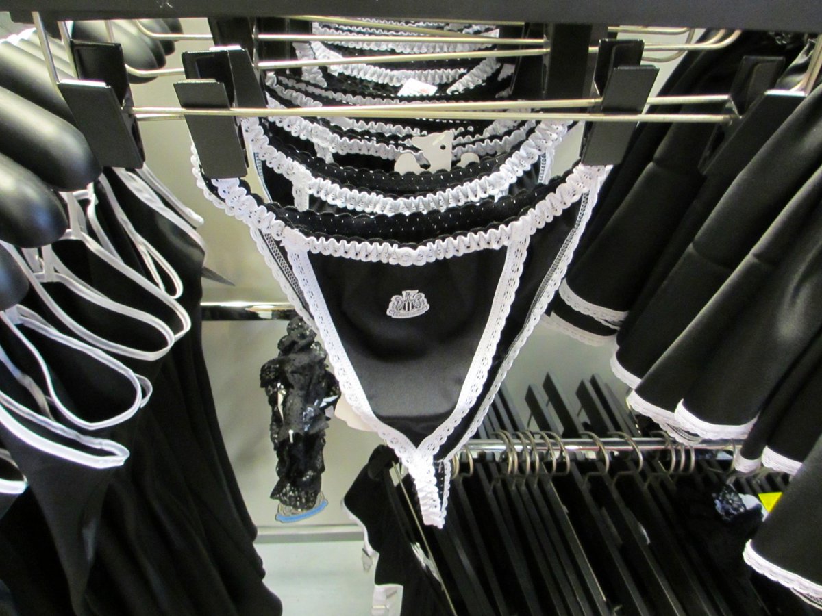 7y7y7y7y7y7y's tweet image. スタジアムにグッズショップも併設されててこんなの売ってた🫣Toon女性の皆さんは皆持ってるのかな？
#nufc