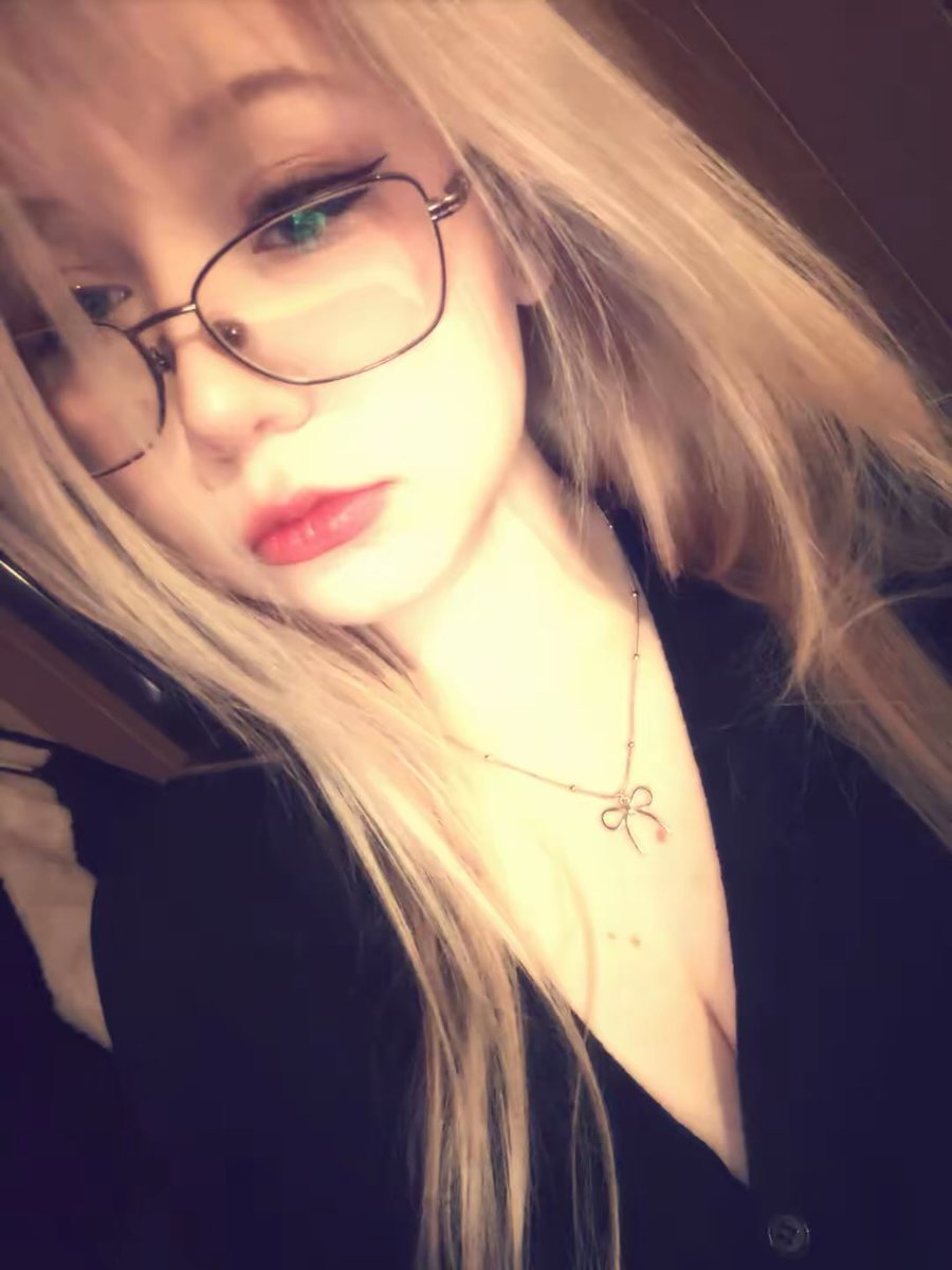 киса tweet media