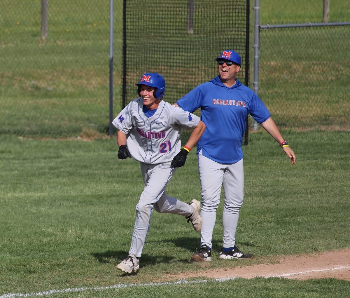 MohiganBaseball's tweet photo. Home Run Alert!
Jesse McCardle with a walk off home run to seal an 11-1 win in the bottom of the 6th inning against Philip Barbour on Friday! https://t.co/1cv8TJPNaZ