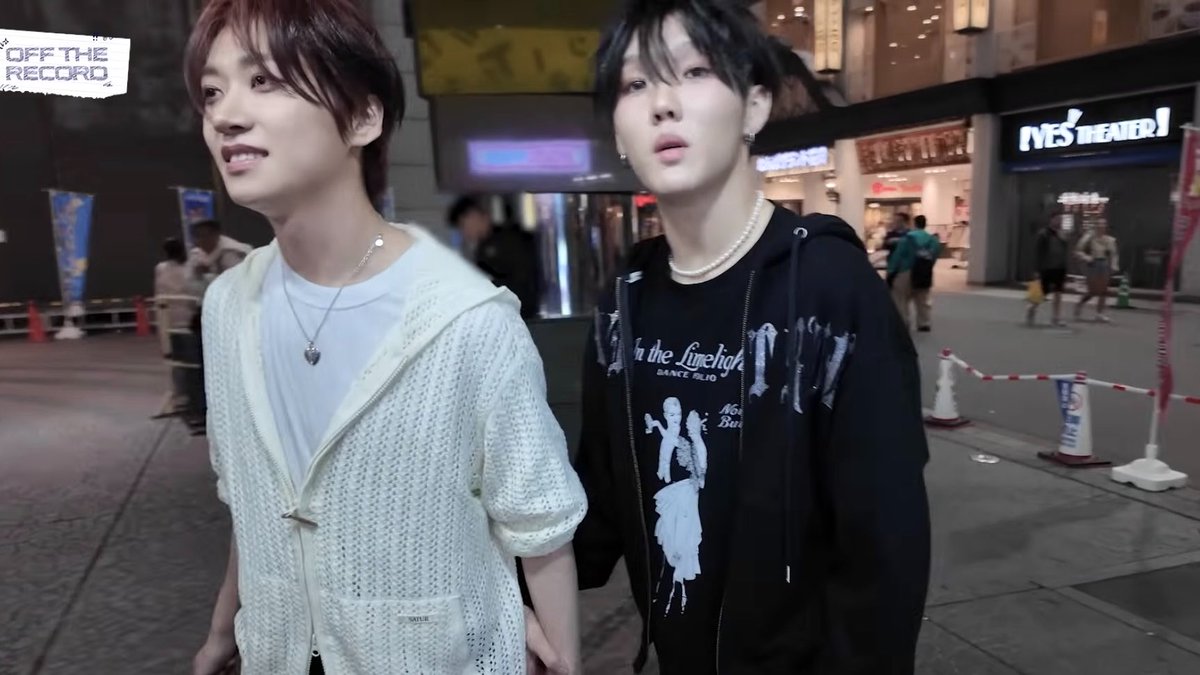 𝙘𝙤✮ tweet media