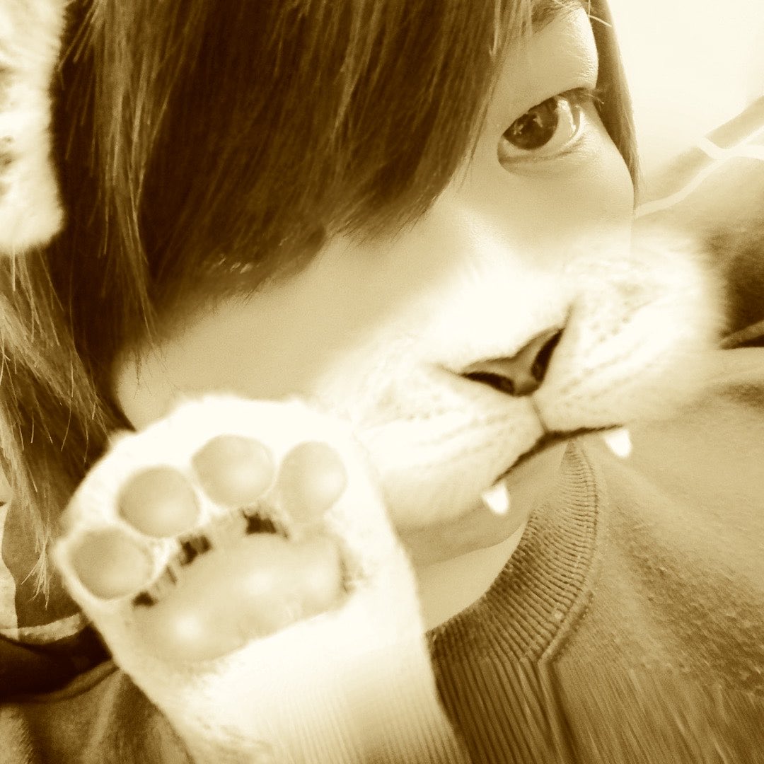 KURO_hdg's tweet image. 懐かしい自撮り見つけた📷
こういうのはお好みかい？
今使ってる人いるのかな？
#SNOW  #自撮り