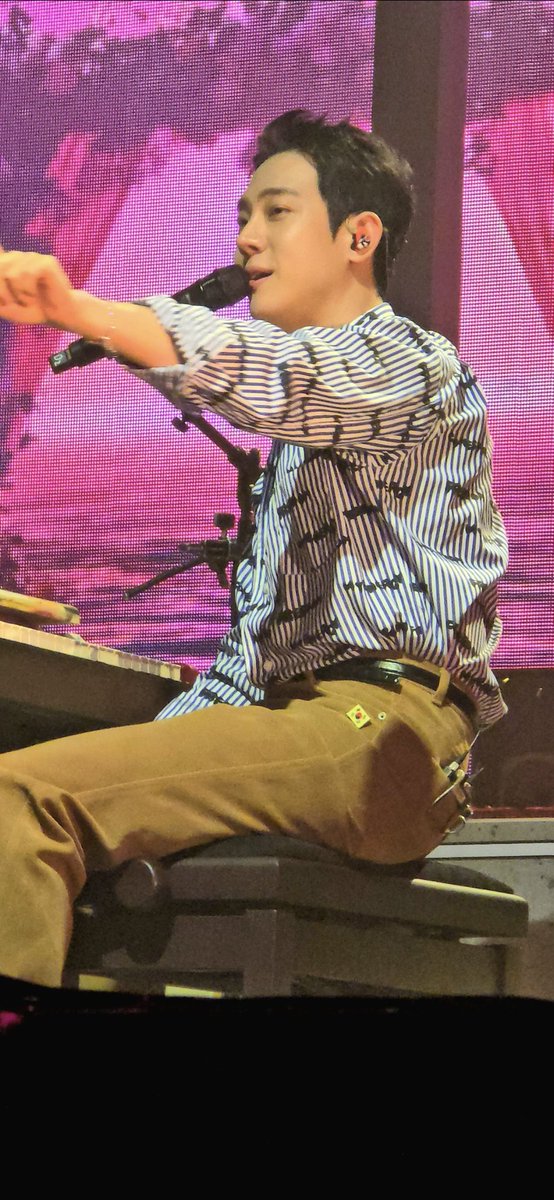 Thinking About Hajoon 🌹✨️. . missing the rose tweet media