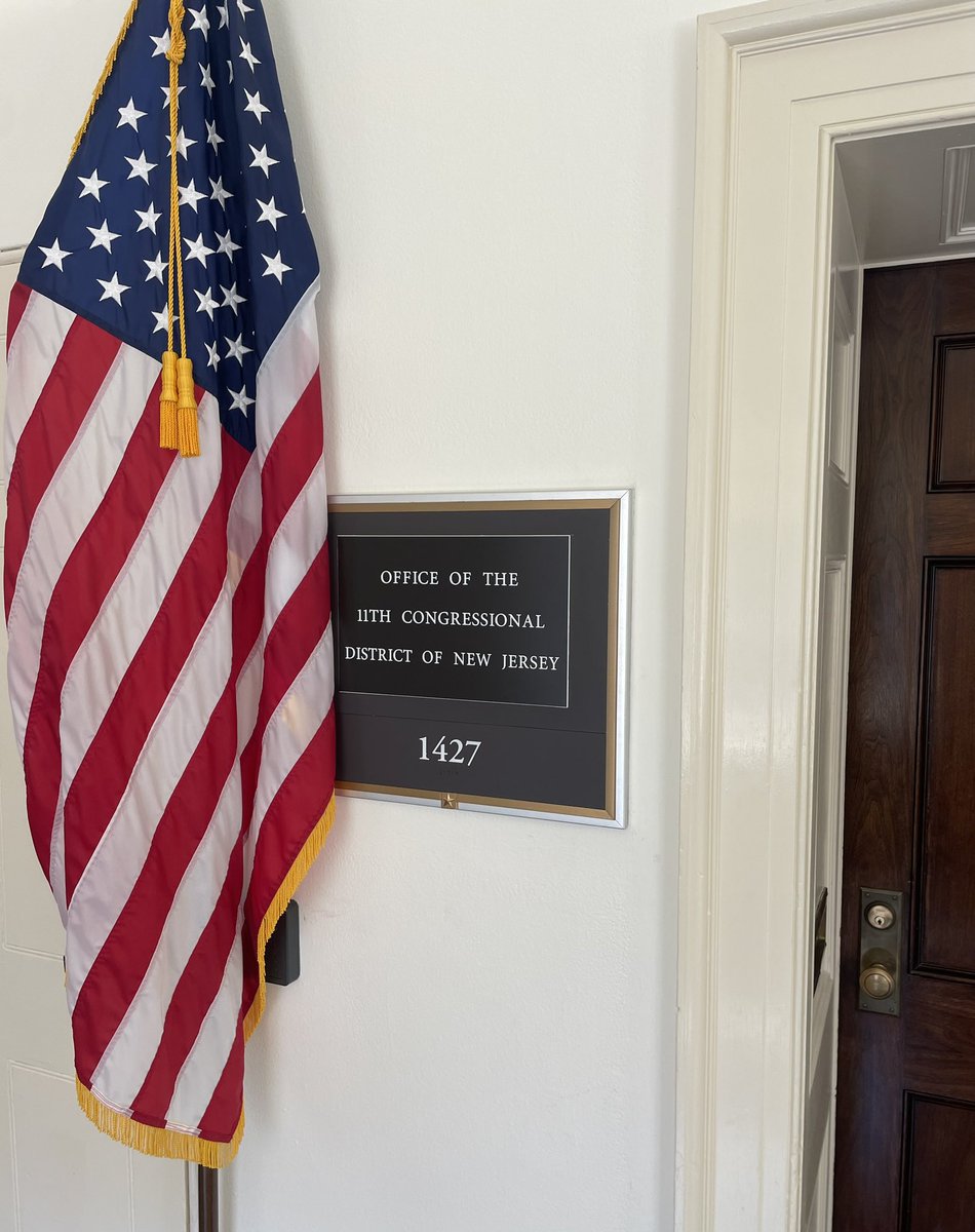 WTLocke's tweet image. Dem Swearing-In day: #JerseyGirl Analilia Mejia, a former #BernieSanders aide, was boosted by a #AIPAC decision to target her race’s frontrunner, former Rep. Tom Malinowski, for not being suitably pro-Israel —