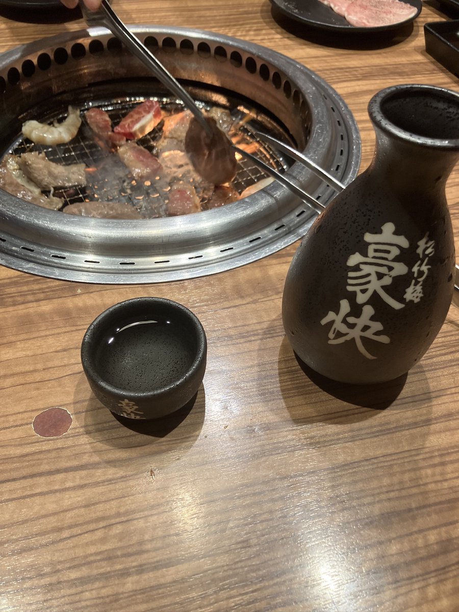 ももすけ@酒ゴリラ tweet media