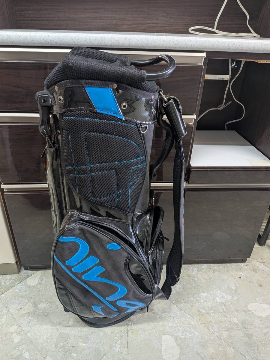 住吉店です！ デザインチューニング キャディバッグ入荷⛳️ スタンド