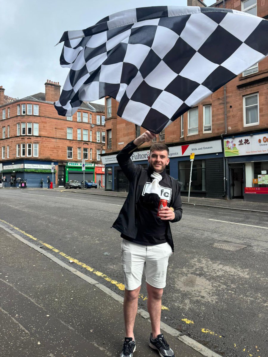 Gregor Brown tweet media