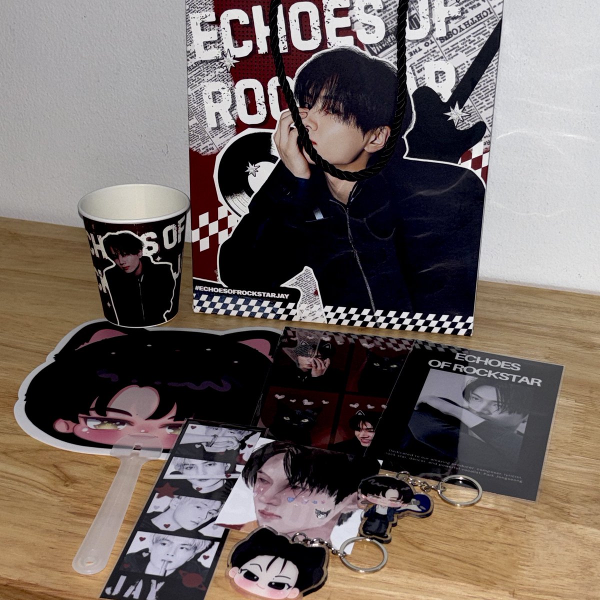 prettypennyplum's tweet photo. ˖  ࣪⊹𐙚 🎸🐈‍⬛🪽 

#EchoesofRockstarJay https://t.co/sUJm2Jz0xp