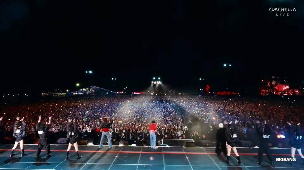ACTJISUS's tweet photo. BIGBANG’s power is crazy for a 2nd Gen who barely active &amp; vasically dormant. I still get goosebumps every time. Their level of relevancy &amp; the general public support they get even outside KR is massive w/o even trying to promote or release a song. Just wow.#BIGBANG #BANGCHELLA https://t.co/liffSjiJBC