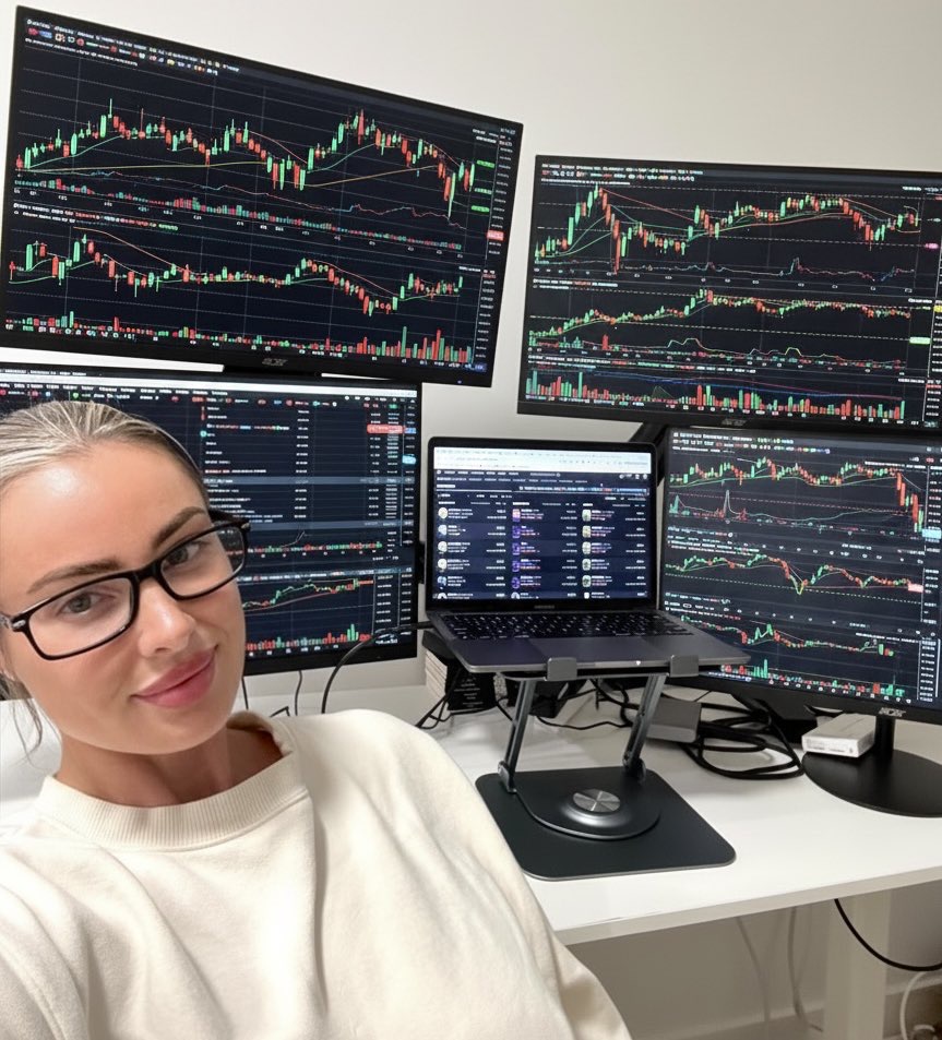 eva edxn tweet media