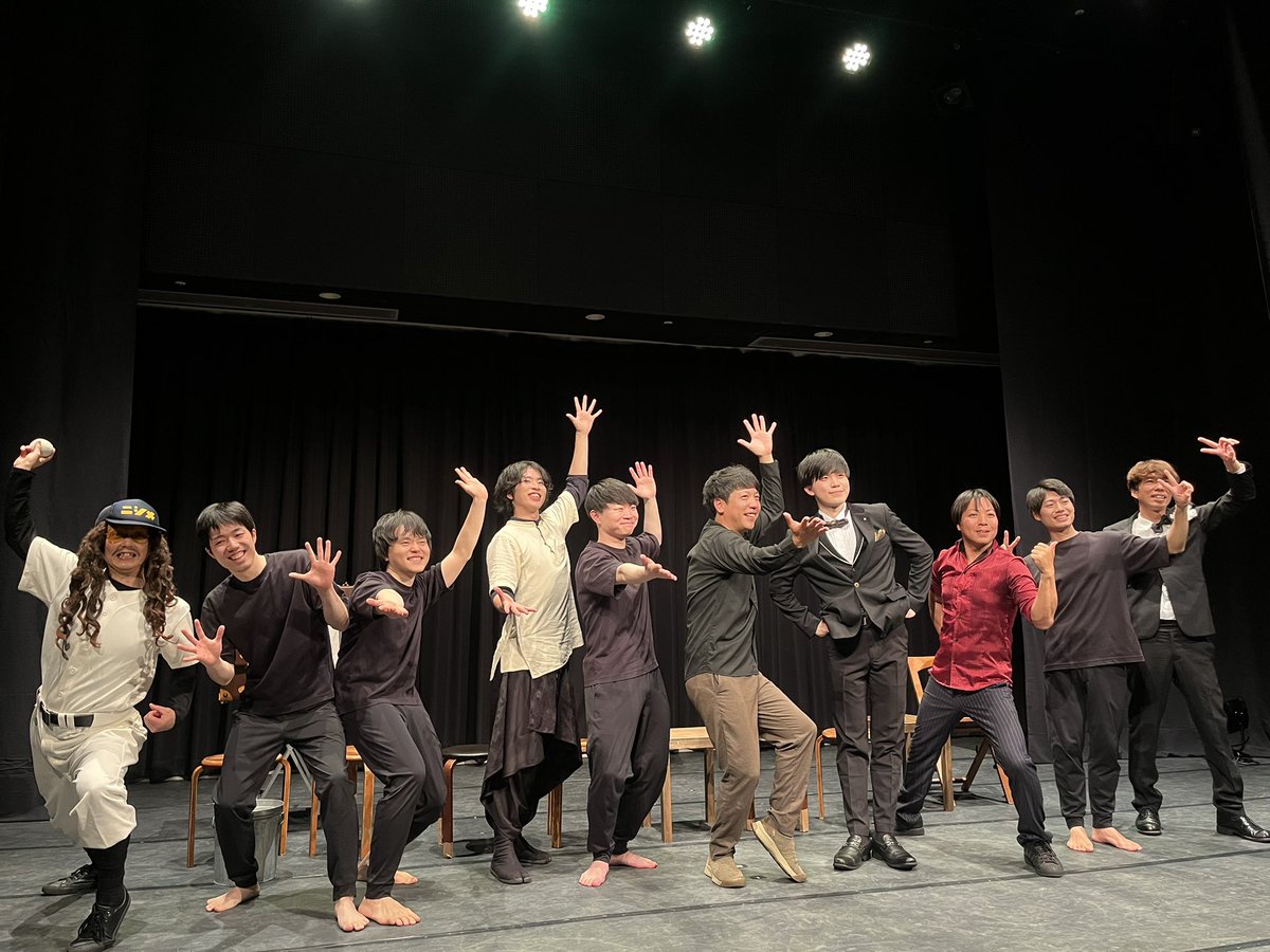 あかばね tweet media