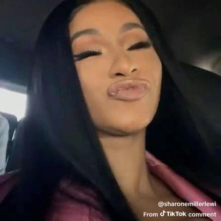 11/12 ♏️🎈 tweet media