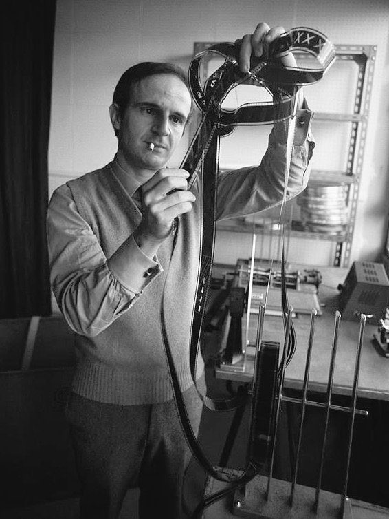 distractedfilm's tweet photo. “All film directors, whether famous or obscure, regard themselves as misunderstood or underrated. Because of that, they all lie.”

- Francois Truffaut https://t.co/IhyVXpEZRs