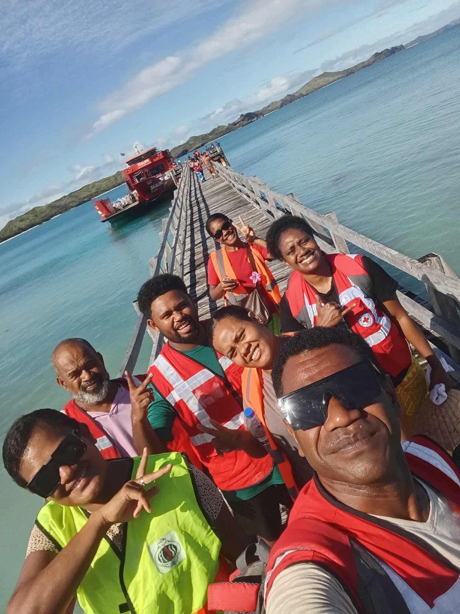 utotelic's tweet photo. Post TC Vaianu Assessment, Food ration and NFI distribution to all 36 villages in Yasawa with this team 🫶🏽 what an experience! What a week! 🌺 https://t.co/nXL4lTwDpC
