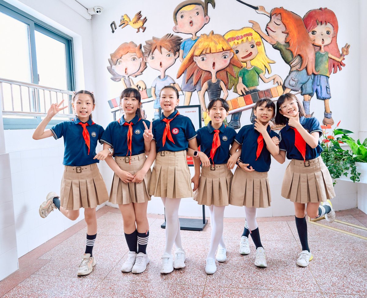 shamocee's tweet image. "Cap, gown, u0026 a million memories—graduation day 2024!  Proud of every late night, every win, every squad moment. Onward to the next chapter! #ClassOf2024 #GradVibes"