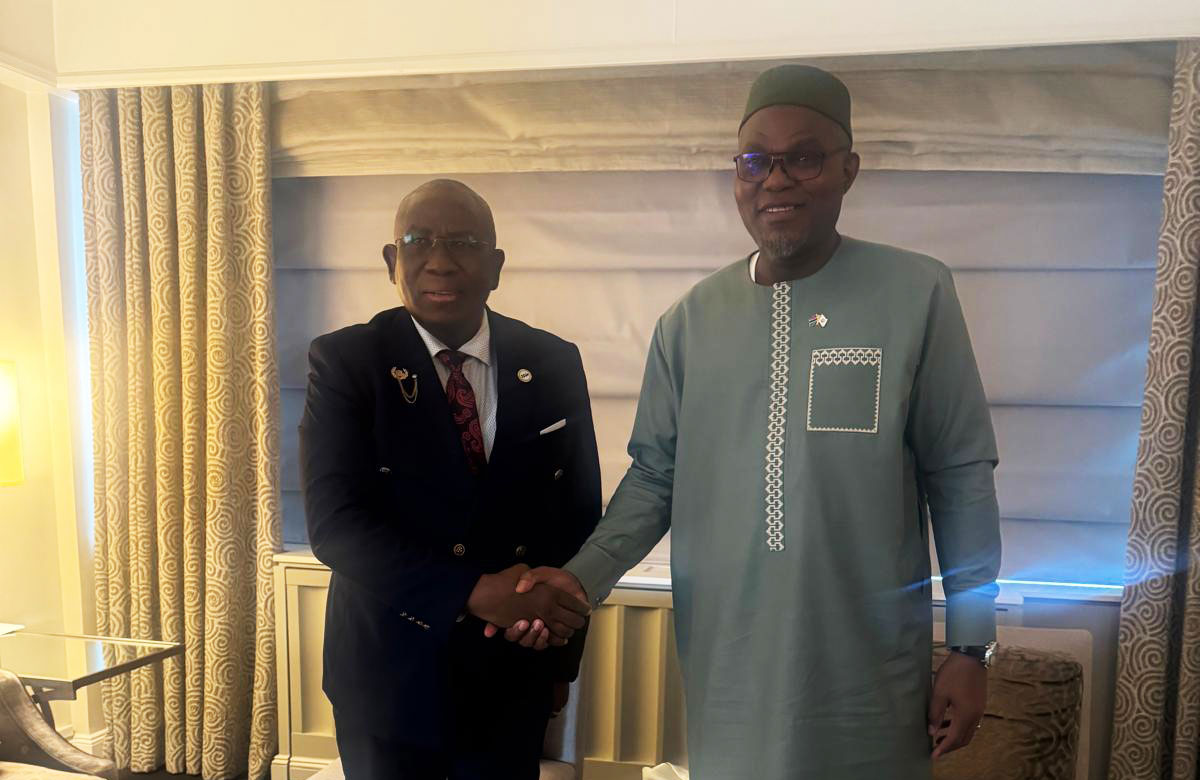 ppdsec's tweet photo. PPD ED Prof. Joseph Adelegan met H.E. Dr. Muhammad B.S. Jallow, Vice President of The Gambia, during #CPD59. He briefed him on PPD’s priorities and thanked The Gambia for its valued support since joining PPD in 1999.
https://t.co/eXGeZSdr6N
#PPD #TheGambia #SouthSouthCooperation https://t.co/8ddGc2iLOI