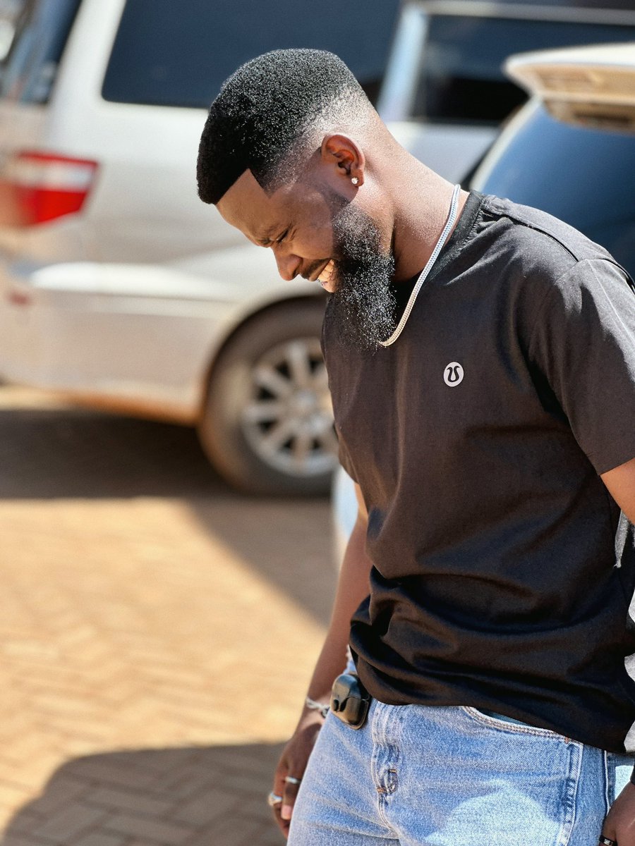 𒆜Akram🇷🇼🇺🇬 tweet media