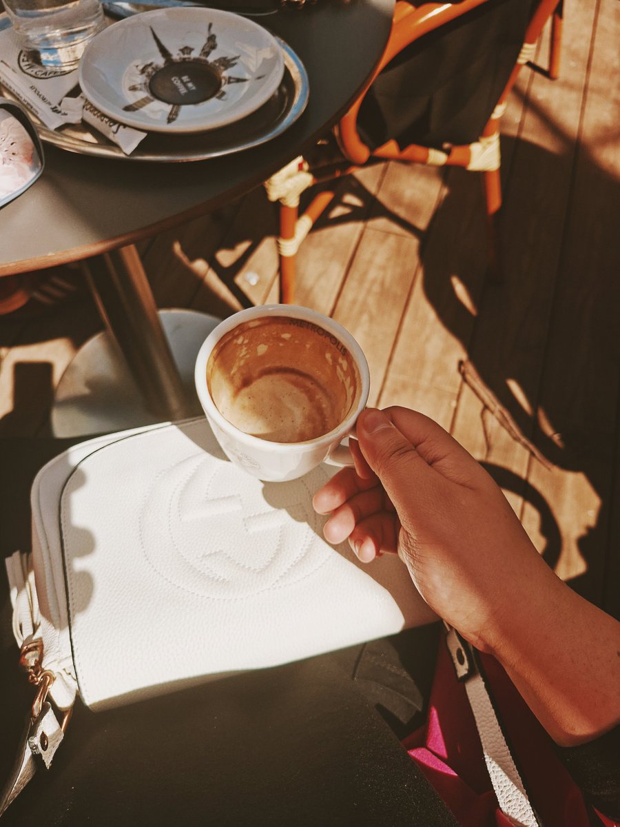 _fatimce_'s tweet image. April photo dump #VSCO #aprilmonth #spring