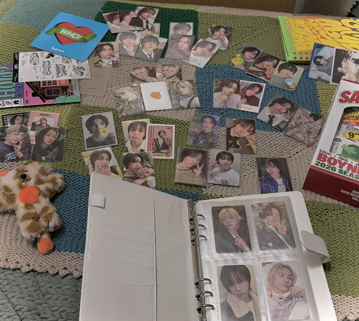 prdxiinvader's tweet photo. happiest 2 years to being a fan of the best idol in the entire world. i’m so grateful to be able to show my love to the kindest soul, and im excited to continue watching him grow as time goes by🤍 https://t.co/3w8k9sIghj