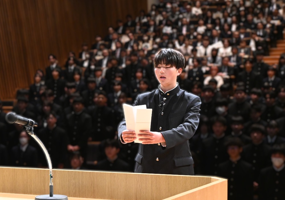 令和8年4月6日（月）、津幡町文化会館「シグナス」において令和8年度入学式を挙行し、留学生を含む本科生213名と専攻科生30名が希望を胸に、新たな一歩を踏み出しました。