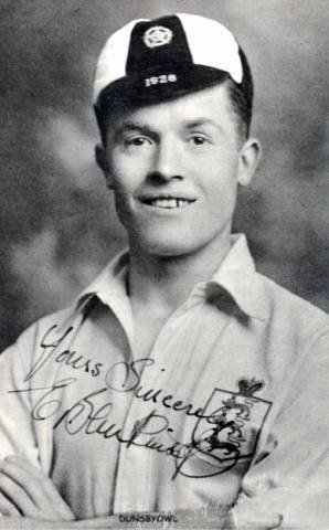 Dunsbyowl's tweet image. Born this day in 1902, Cudworth &amp;amp; #swfc #legend Ernest Blenkinsop.  5 goals in 424 apps for Wednesday 1923-34. Two 1st Division champrionships 1929 &amp;amp; 1930 and 26  consecutive @England Caps, 5 as Captain. #UTO