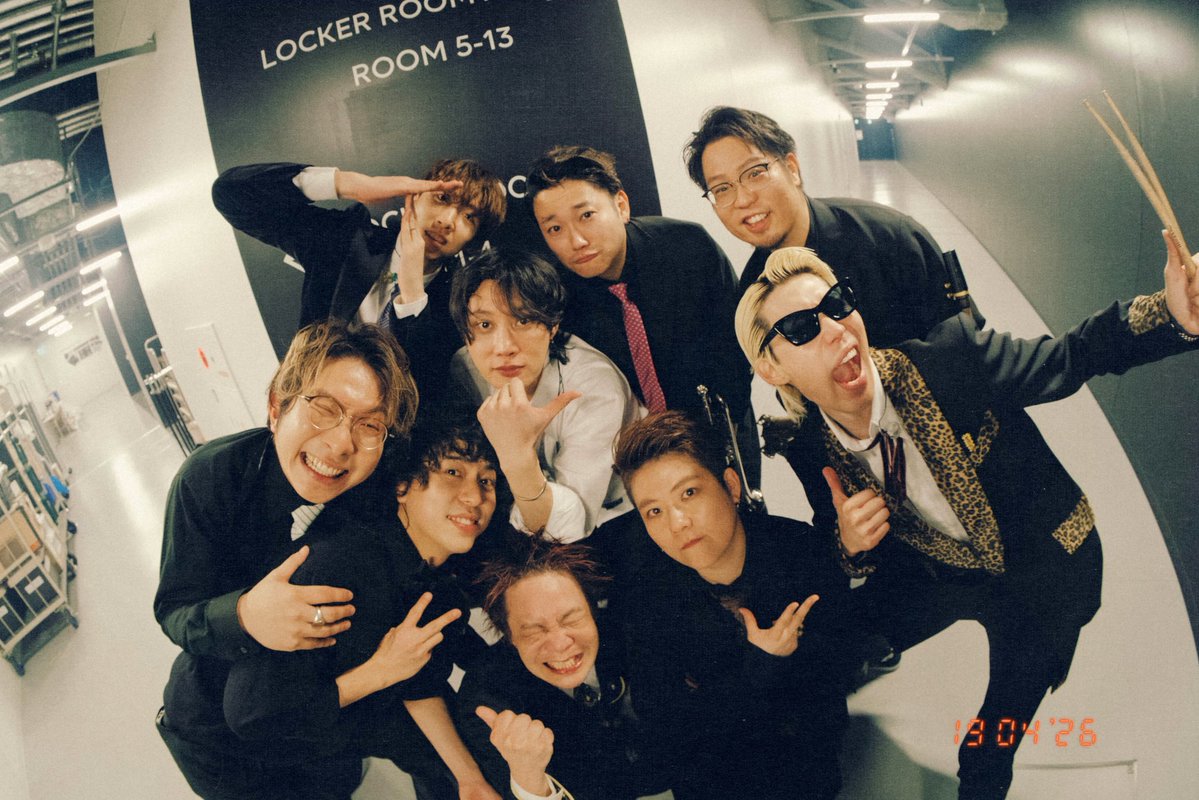 go!go!vanillas tweet media