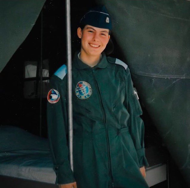 Türkiye’nin ilk kadın Şehit Pilotu Teğmen Ayfer Gök…