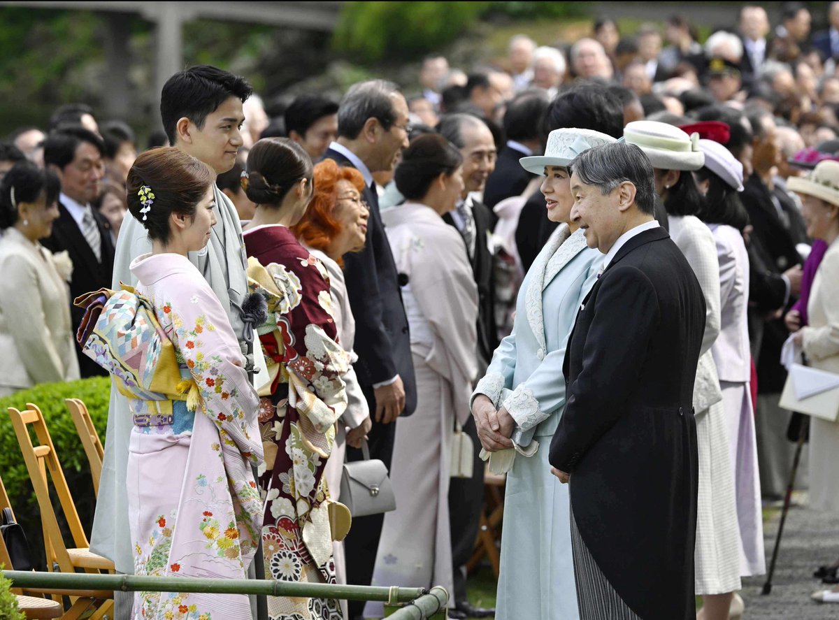 rwthofficial's tweet image. 🇯🇵
#Japan’s Emperor Naruhito and Empress Masako with members of the Imperial Family hosted a Spring Garden Party, attended by guests who made contributions in various fields to the country at Akasaka Imperial Estate Garden #Tokyo.

📸 Sankei, Nikkei #EmperorNaruhito