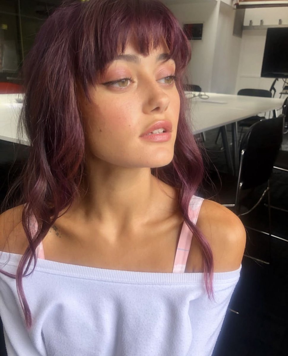 Ella Purnell Files tweet media