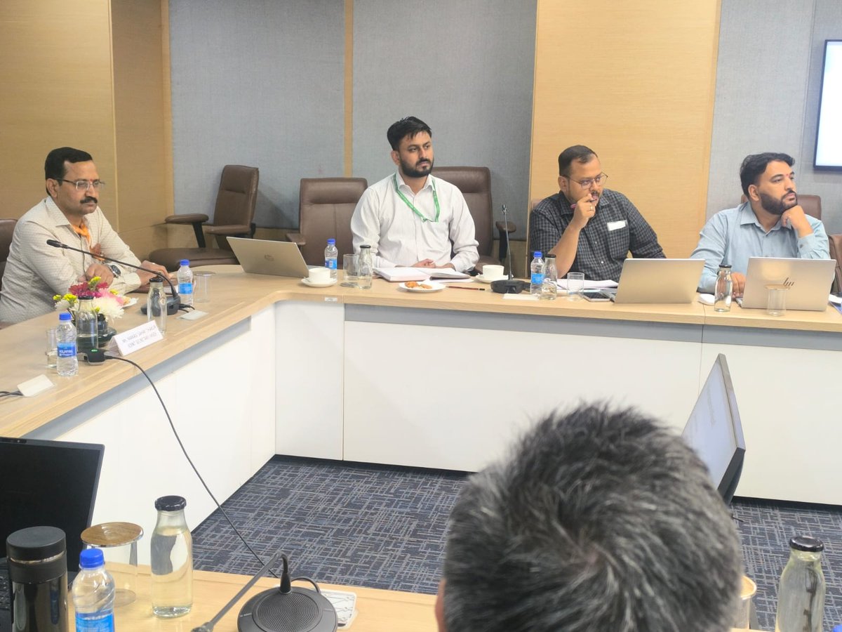 pm_setu's tweet image. On the day 2 of the workshop, Under #PMSETU, @ADB_HQ and @WorldBank discussed about employment‑linked, inclusive &amp;amp; green skilling reforms, backed by strong fiduciary systems, audits, MIS upgrades, and environmental &amp;amp; social safeguards.
#ITIs #PMSETU #Worldbank #ADB #SkillIndia