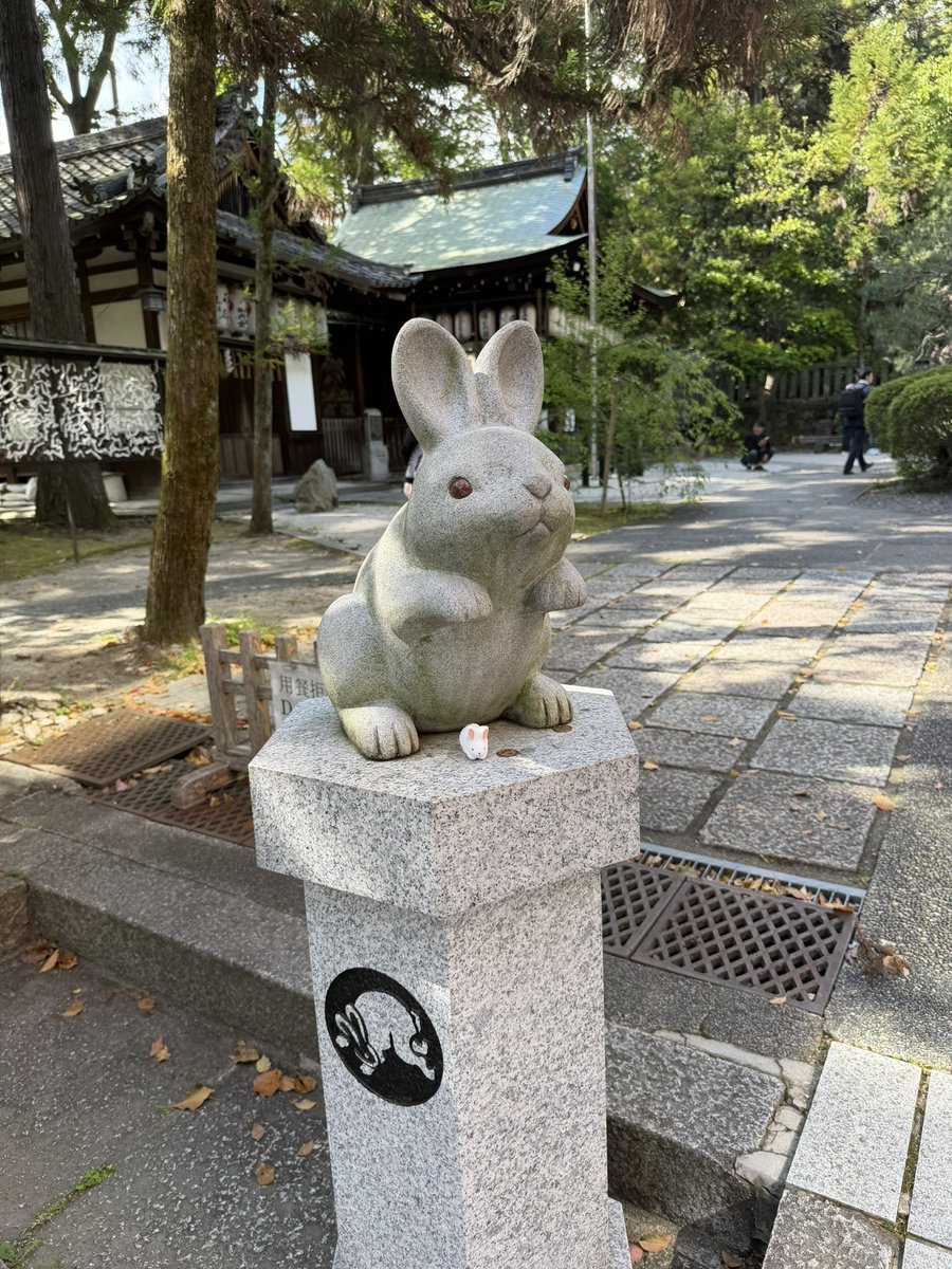 bbublequm's tweet photo. บรรยากาศน่ารักมากๆค่ะ ศาลเจ้า Okazaki Kyoto น้า ไกลหน่อยแต่มาไม่ยากค่า 🐰💌 https://t.co/v5dPR6fe4d