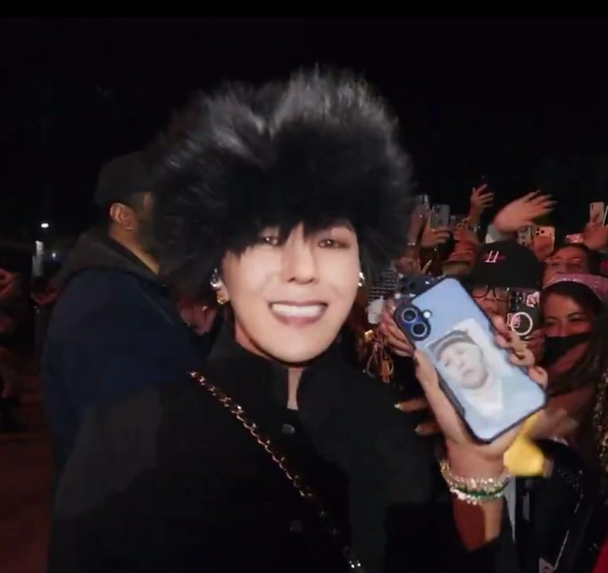 I love you so much gdragon
#BANGCHELLA #GDRAGON #COACHELLA