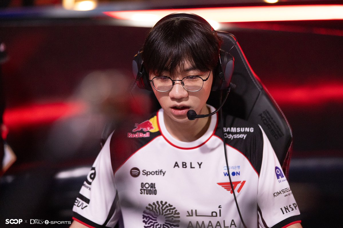 Bac✴n 🥓 ★ ★ ★ ★ ★ ★ tweet media