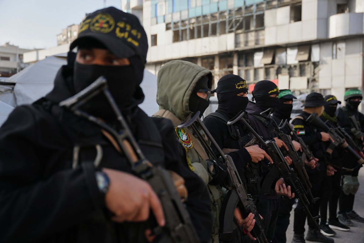 tempoweb's tweet image. #Hamas cede solo parte delle armi. La presa in giro su razzi e armi pesanti

#gaza #20aprile #iltempoquotidiano

iltempo.it/esteri/2026/04…