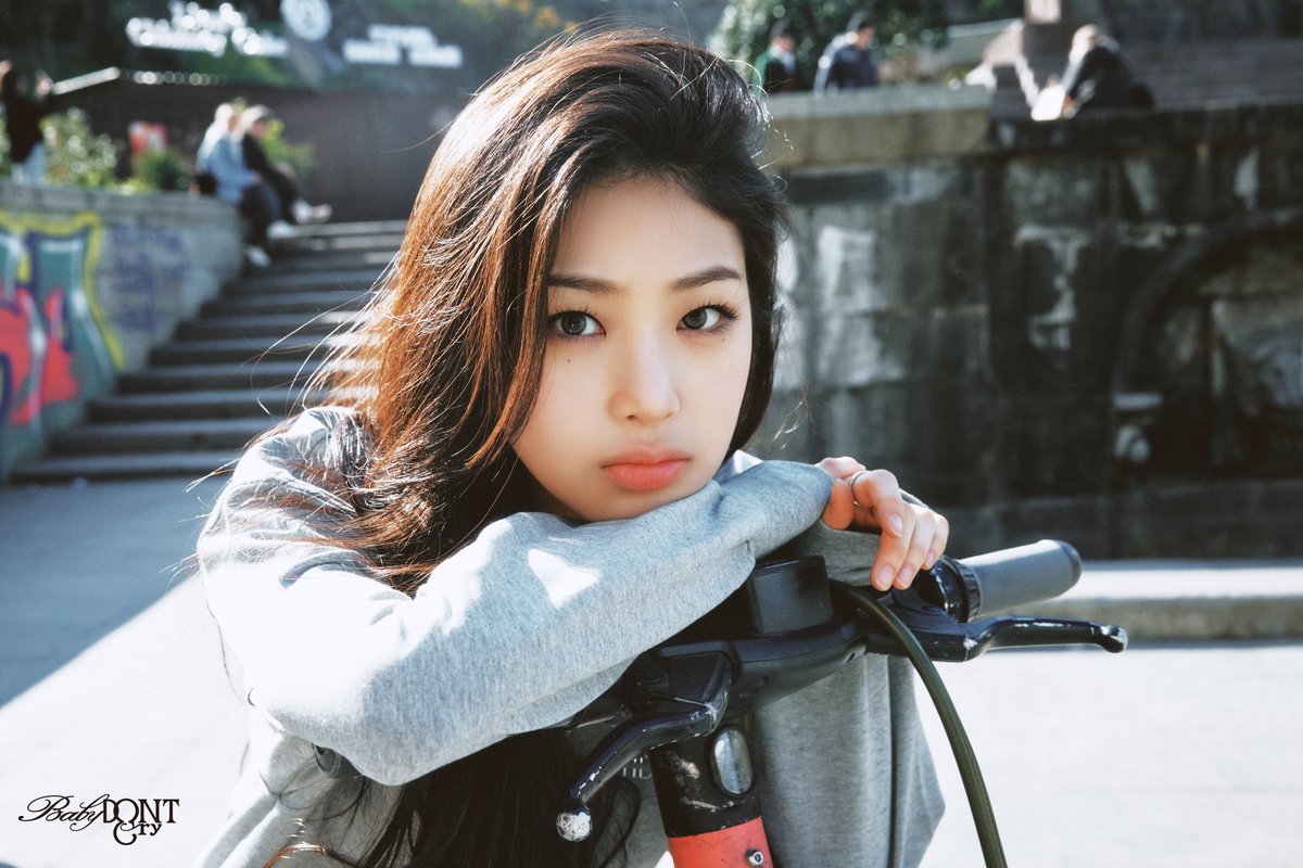 𝒃ig g𝕚rls ✺ 𝐃𝐎𝐍’𝘁 𝐜r𝕪 tweet media