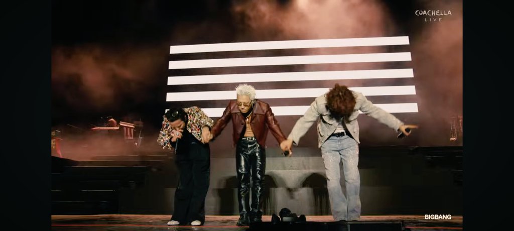 rouxniall's tweet image. #BIGBANG20
#BIGBANG
#goodboy
#BIGBANGatCOACHELLA2026