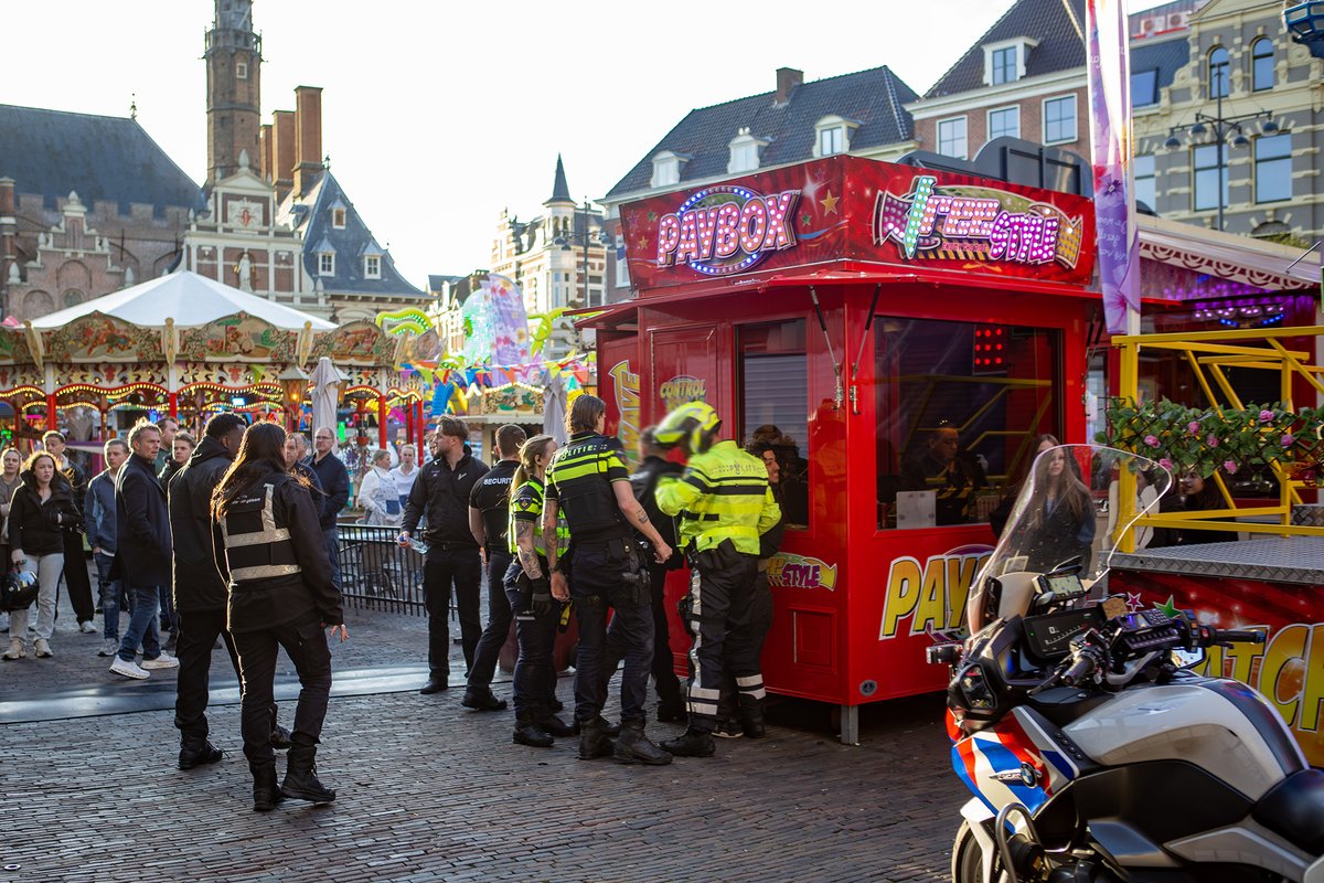 Twee personen aangehouden op kermis in Haarlem na vechtpartij