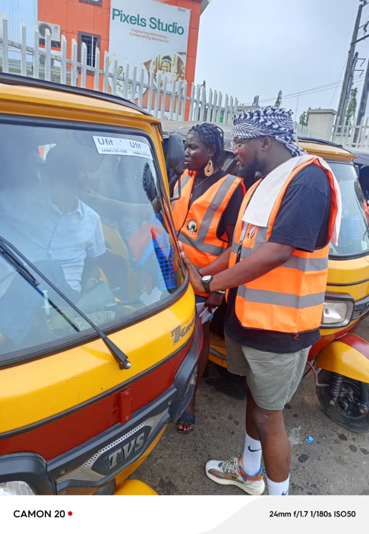 TIBmovement's tweet image. Yesterday, comrades of the Take It Back Movement in Oyo State actively carried out voter education across communities, engaging residents, raising political awareness, and mobilising citizens to reclaim their democratic power.

#TakeItBack
#RevolutionNow