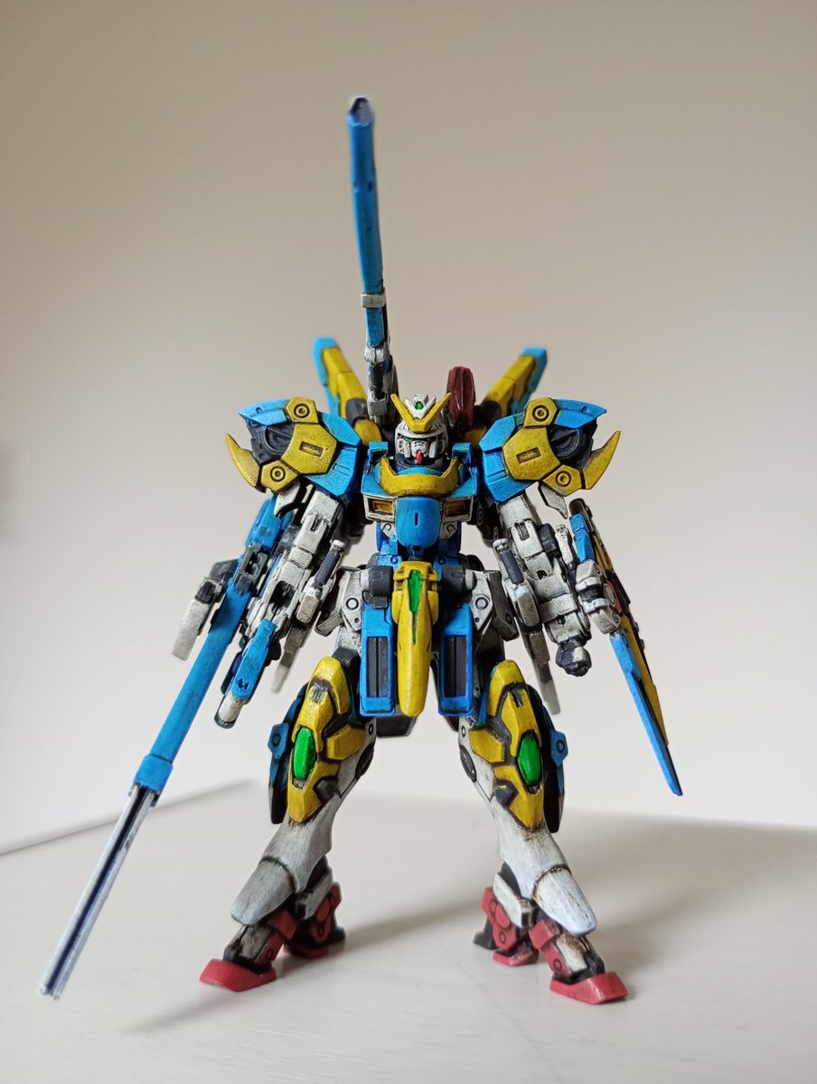 phalaris1361886's tweet photo. 大分前に完成してましたが、完成報告いたします。丁寧に作った(つもり)なので、良い出来栄えです。筆塗りオンリー(アクリジョンベースグレー+黒を下地に、清水圭さん方式で着色)です。
#ガンプラ
#ガンダムアーティファクト
#v2ab https://t.co/TW1umvCRk9