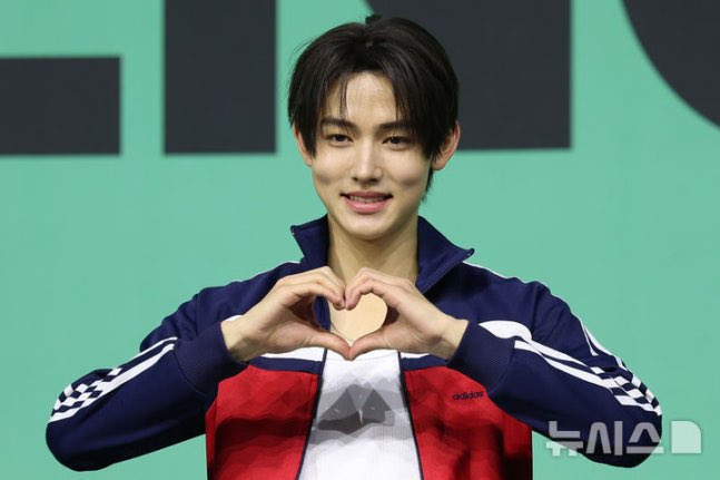 SEONGHYEON INDONESIA tweet media