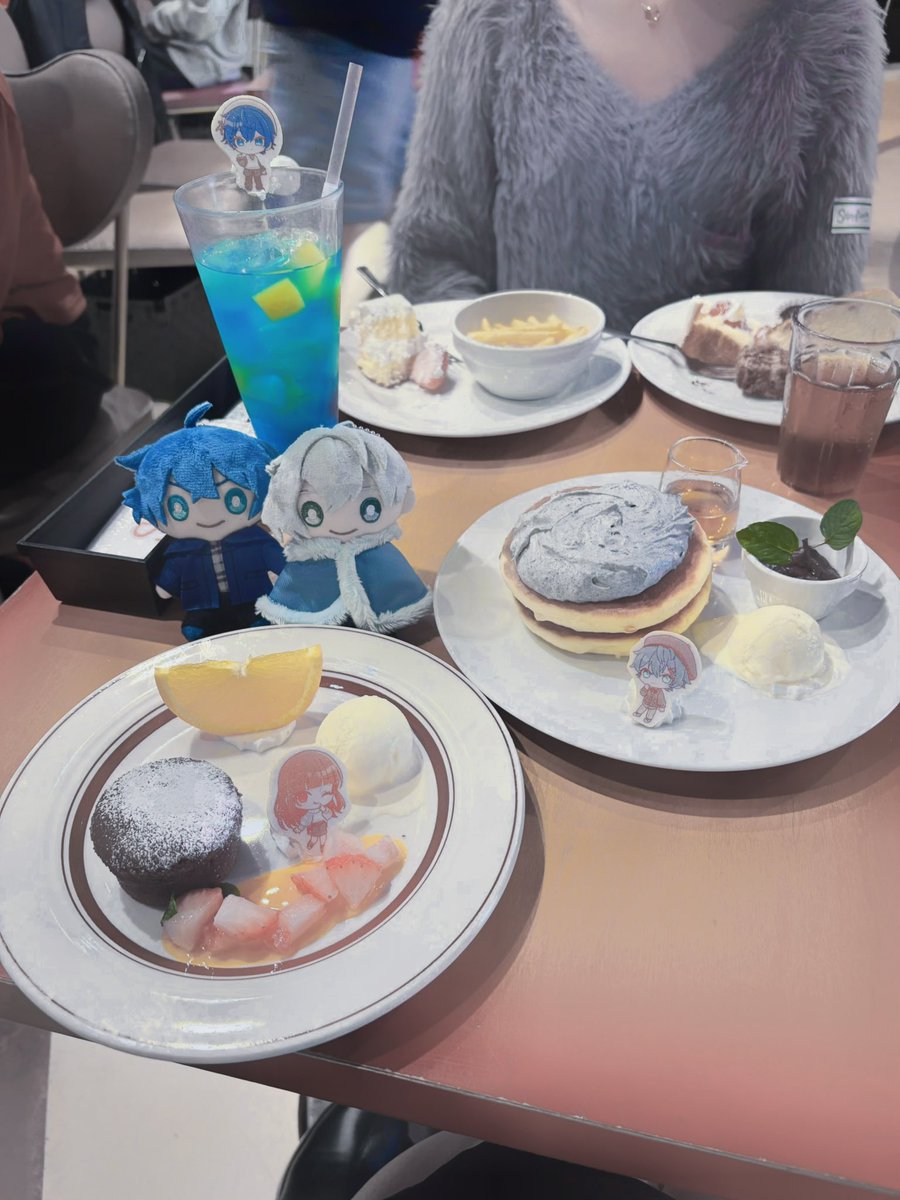 kae___Fg's tweet photo. すごい今更だけどスイパラ行ってきました⸌̟͂̋⸍̑⸜̑⸝͂ ໋

 #なおきり 
 #からぴち
 #からぴちスイパラ https://t.co/WrFdgV0vHs