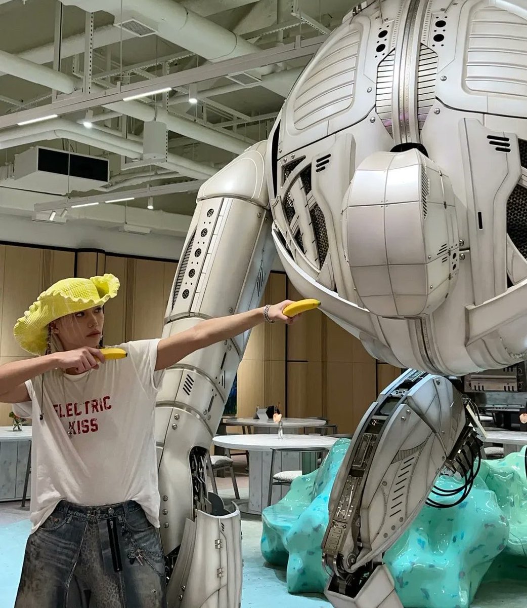 𝚈𝚞𝚗𝚊 tweet media