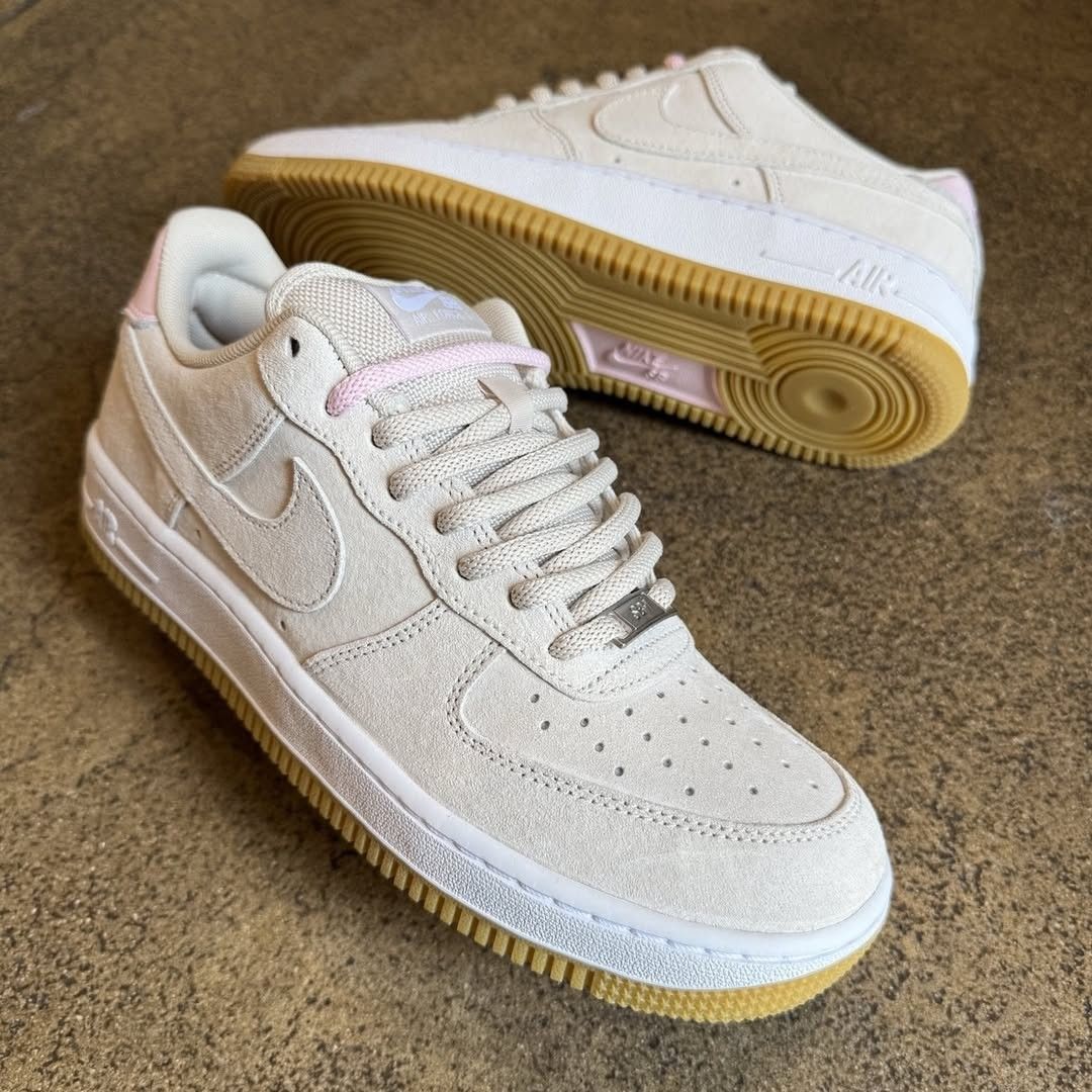 CaminoTV's tweet image. ce genre de Air Force 1 c'est tout ce qu'on attend, la pointe de rose on aime