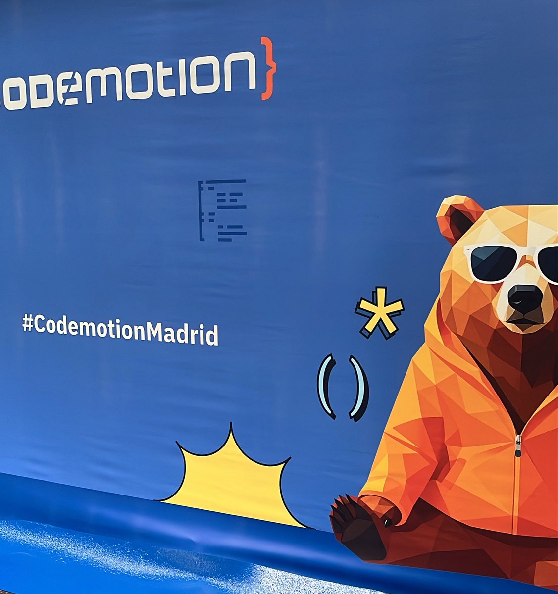 sebaismael1's tweet photo. Día de nerdeo 💪
#innoIt #codemotion https://t.co/JhMe5RircY