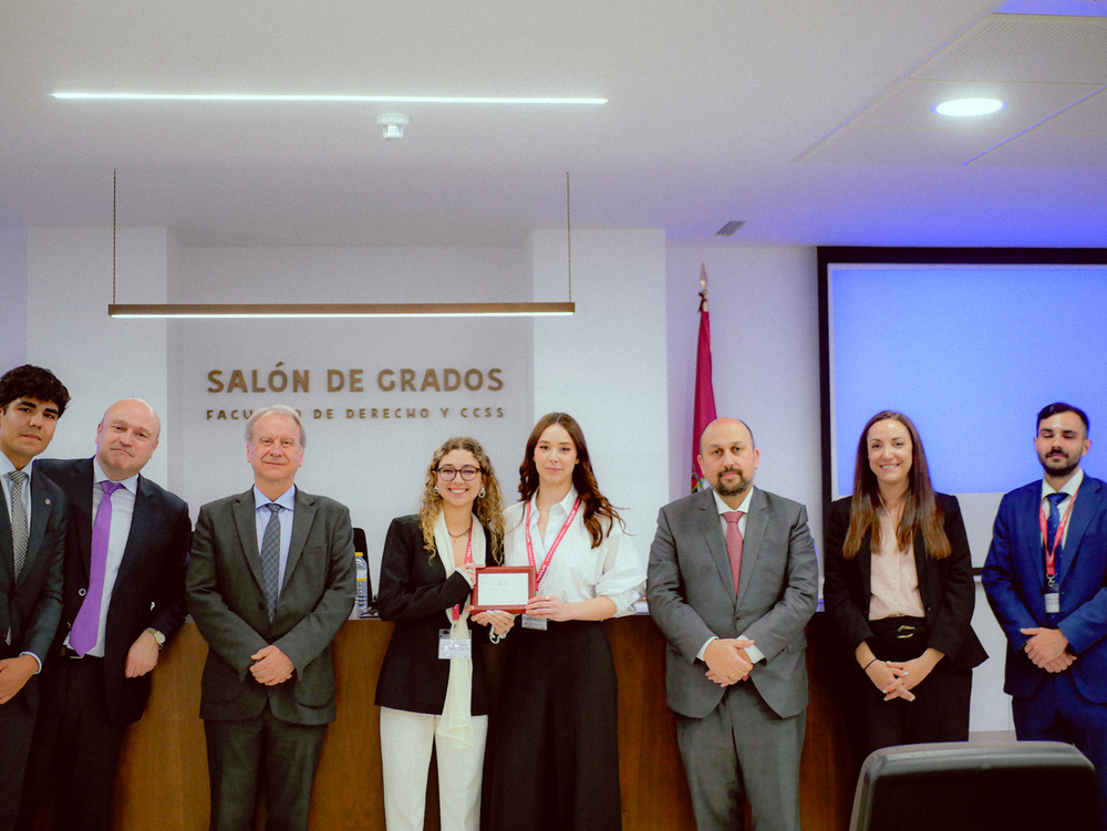 fdcs_cr's tweet photo. La semana pasada se celebró la fase final del I Moot Court @aesdecs en la @fdcs_cr, un evento de simulación de juicios ante profesionales del Derecho.

+info.: https://t.co/dJJa3O9Qu8. https://t.co/WNL21W5kki