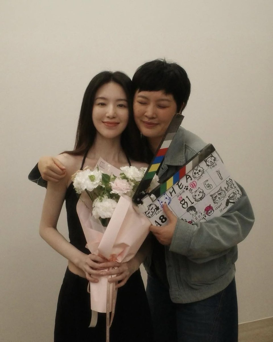 i-dle Base tweet media